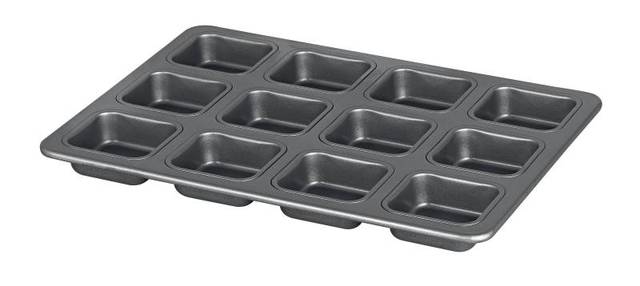 International Bakeware Platinum Series Square Brownie Pan