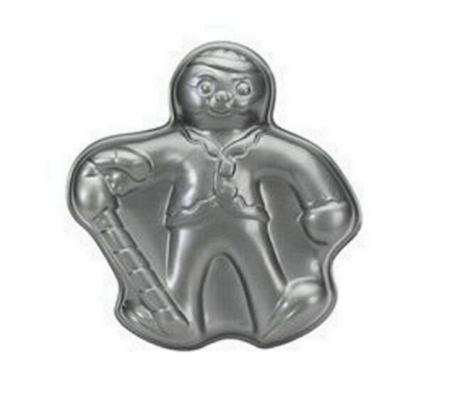 Nordic Ware Gingerbread Boy Classic Baking Mold